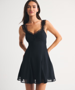 Bra-Free Lace-Trim Button-Through Mini Dress